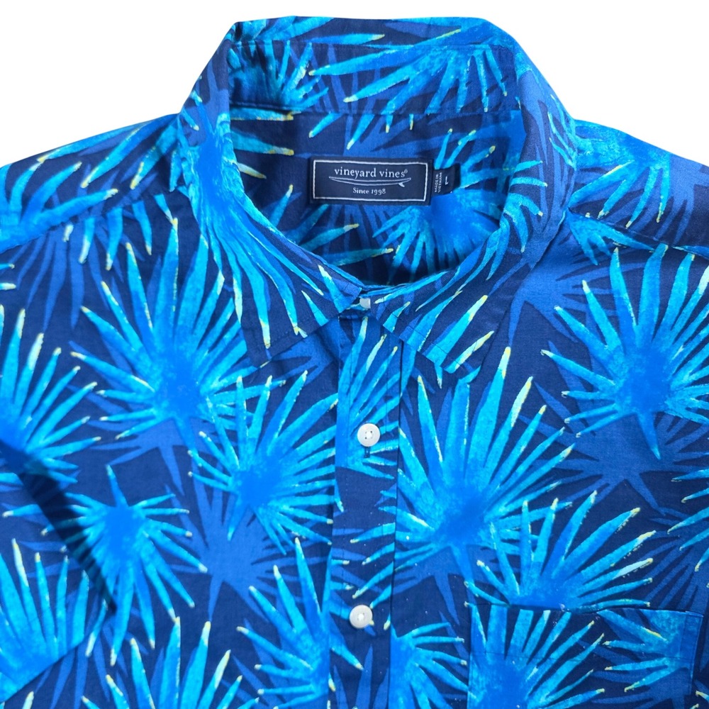 Vineyard Vines Button shirt Mens Large Blue Palm Leaf Short sleeve